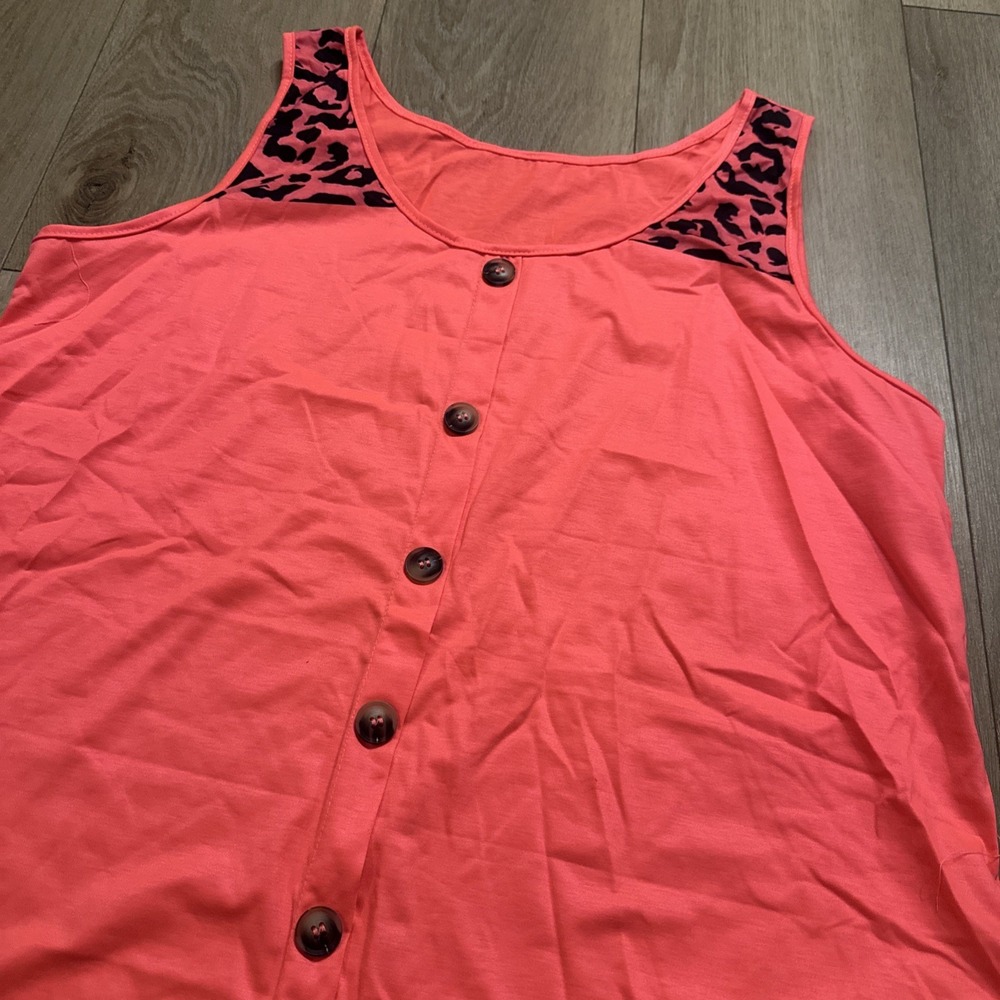 SHEIN Hot Pink Leopard Sleeveless Tank Top Faux Button Accents Colorful 2XL NEW